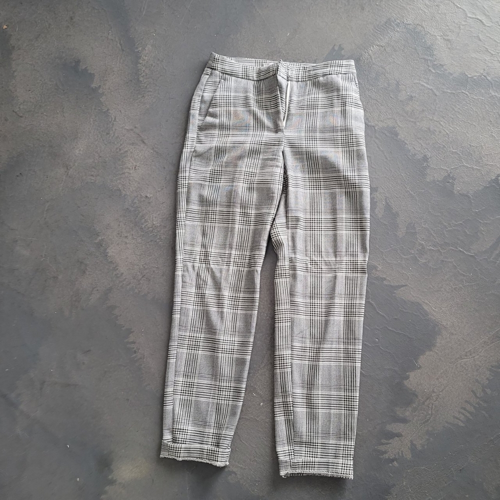 Cropped plaid dress pants